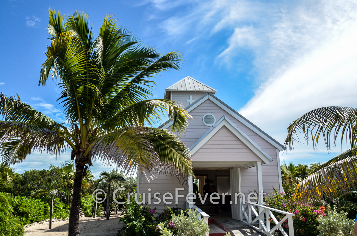 16 cosas que hacer en Half Moon Cay, Bahamas (Guía definitiva) Iglesia de las Bahamas en Half Moon Cay