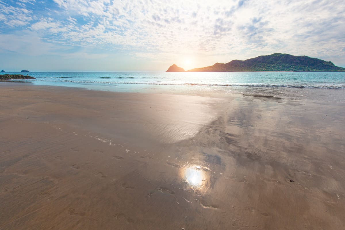 Una Playa en la Zona Dorada, Mazatlán