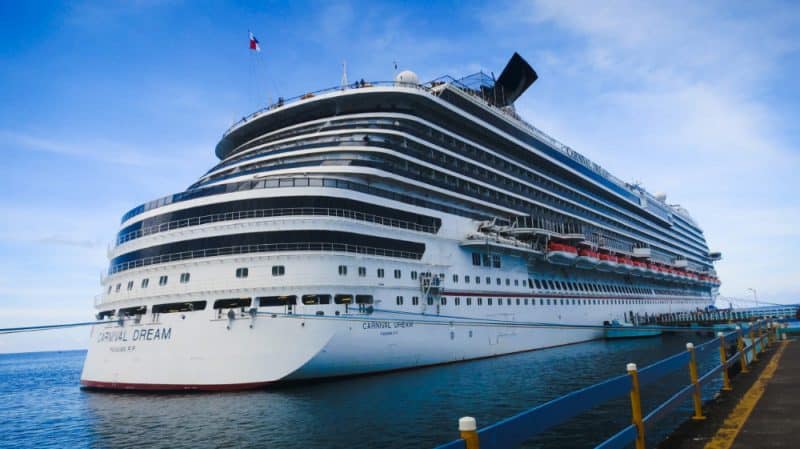 Crucero Carnival Dream en el puerto