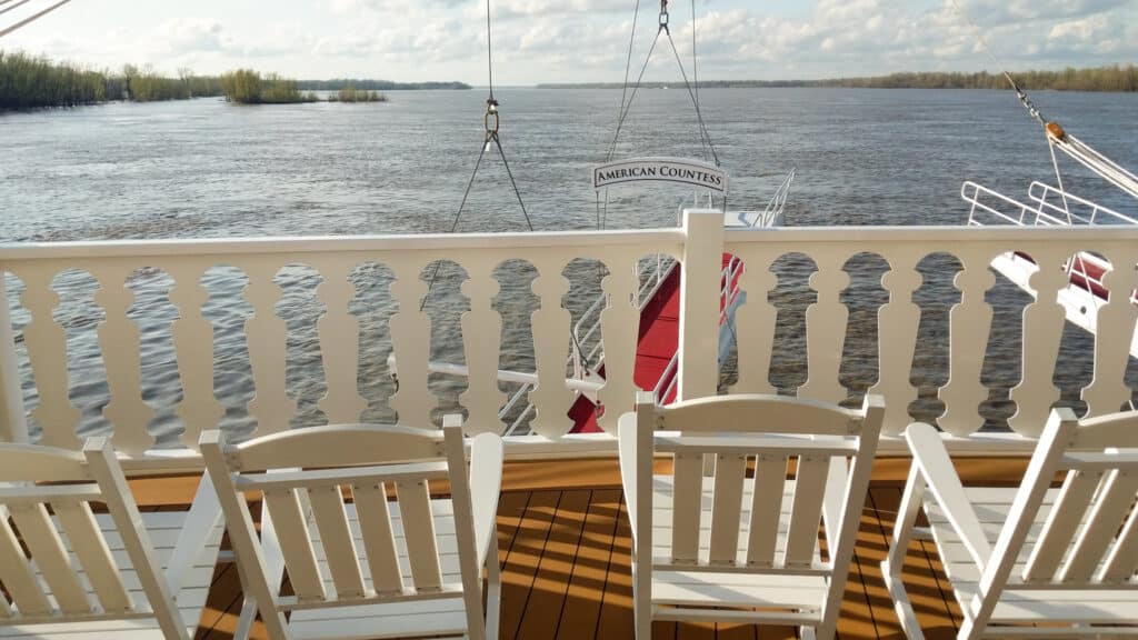 Vistas al río American Countess