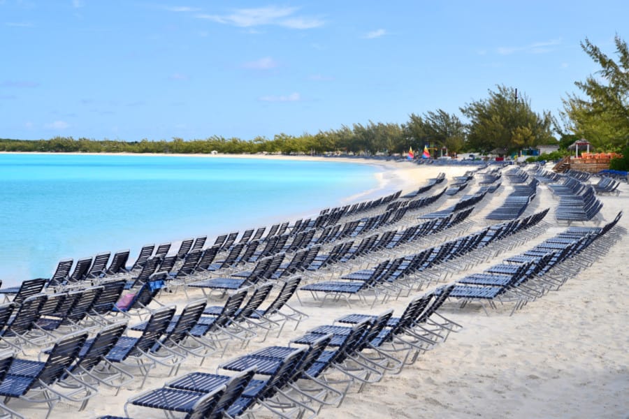 ¡Half Moon Cay Beach antes de que lleguen los invitados!