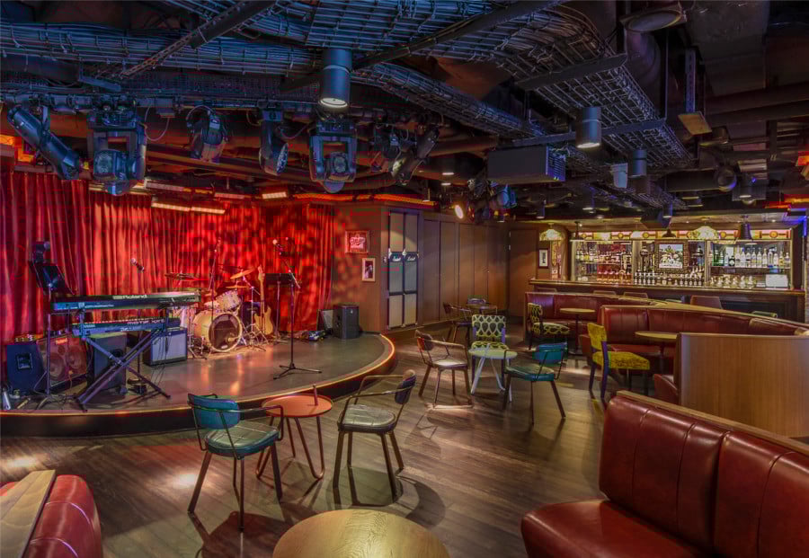 Verter de Syd Norman alojado