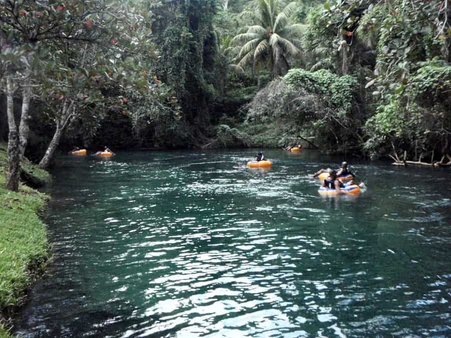 Tubing en el río White, Jamaica