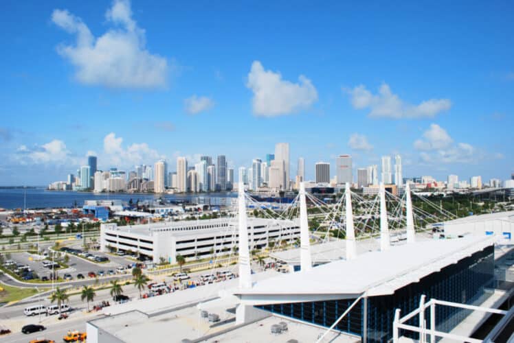 Estacionamiento para cruceros en Miami: Puerto y lotes cercanos