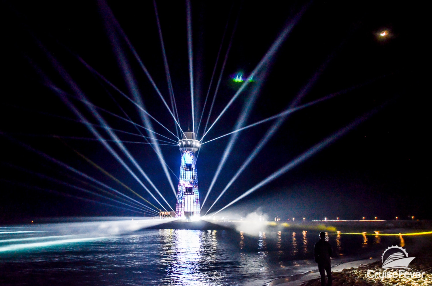 7 razones para visitar Ocean Cay espectáculo de faro ocean cay