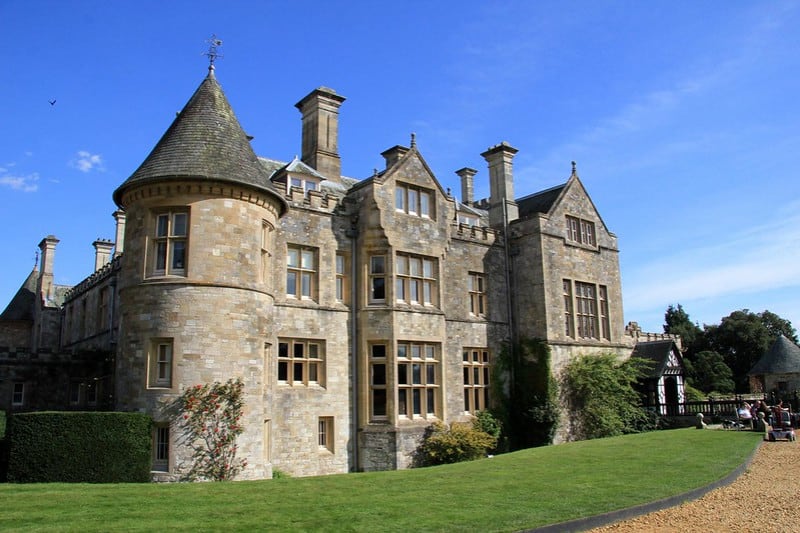 Abadía de Beaulieu, palacio y jardines