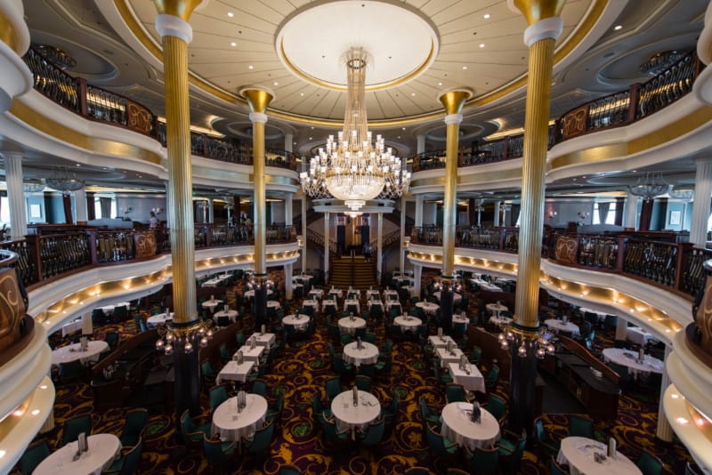Comedor principal en Liberty of the Seas de Royal Caribbean