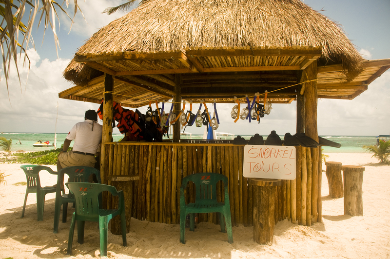 snorkel en costa maya en el caribe