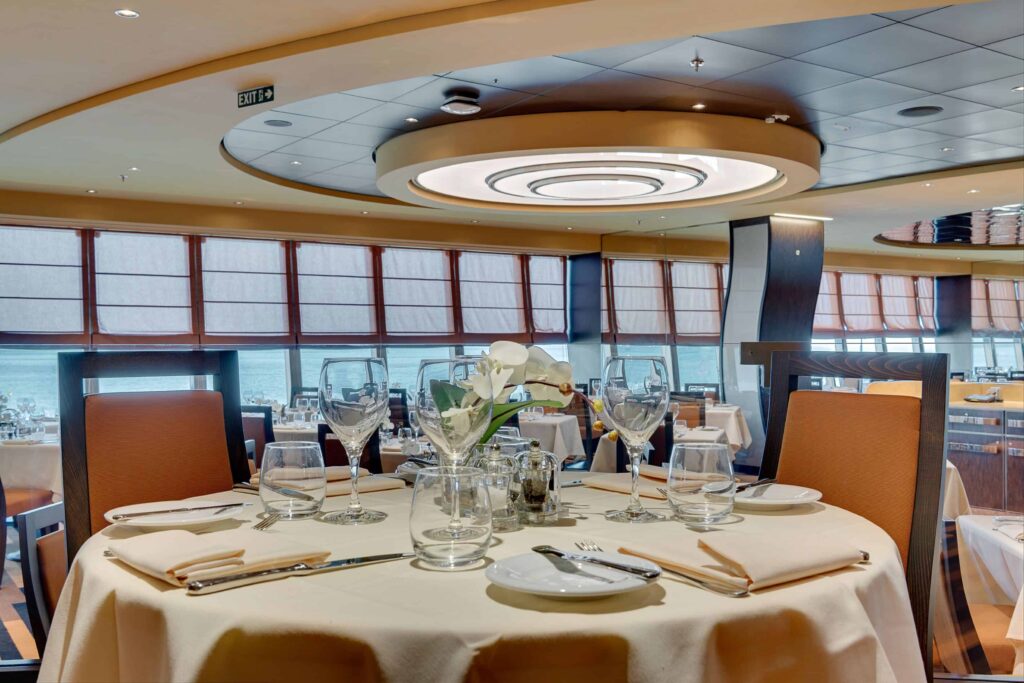 Restaurante Panorama a bordo del MSC Meraviglia