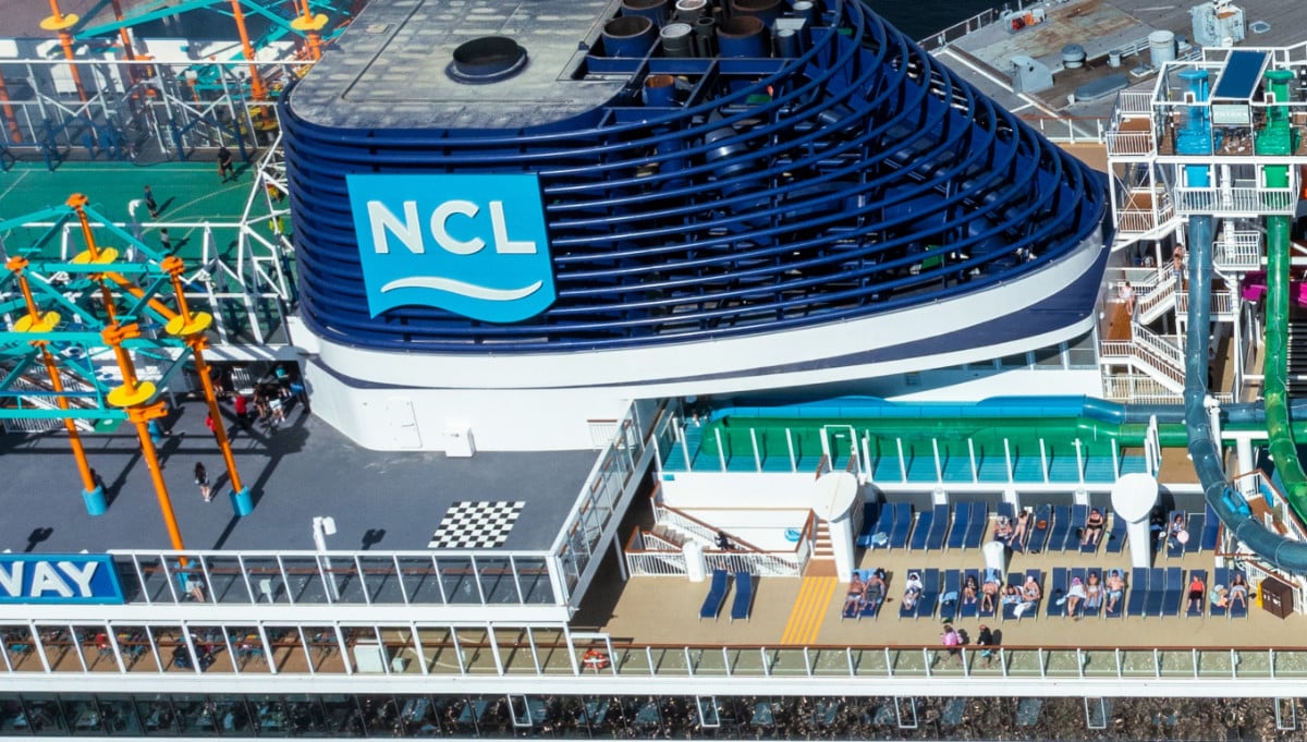 Barco de cruceros noruegos