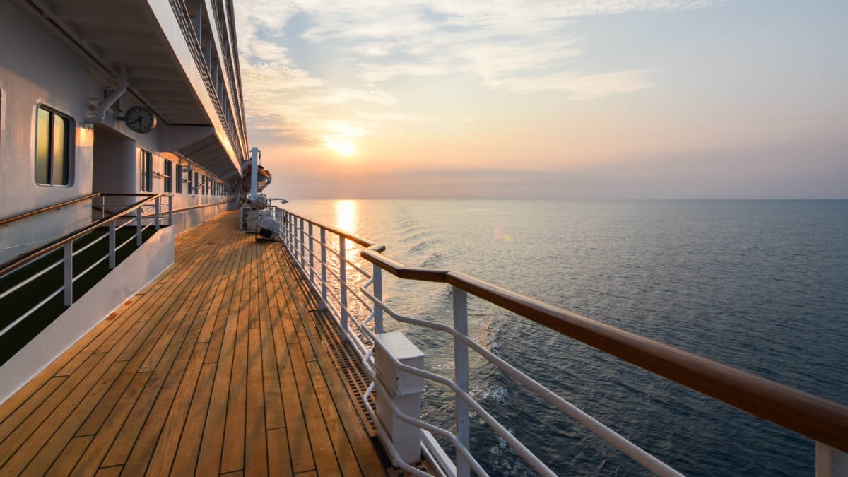 Cómo encontrar oportunidades de voluntariado en cruceros