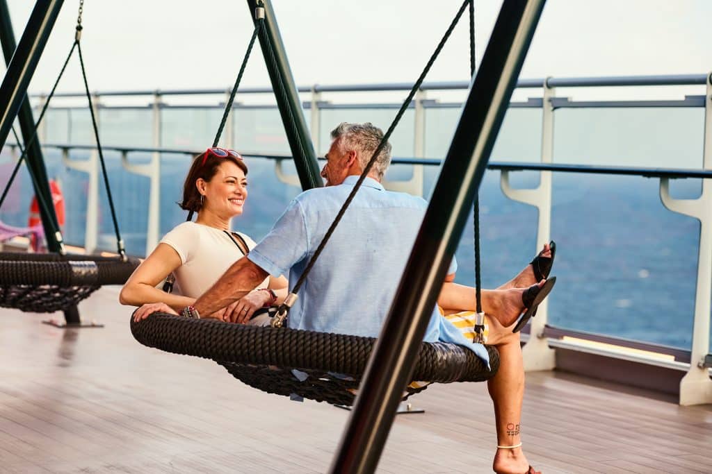 Virgin Voyages lleva a los futuros marineros a un viaje cinematográfico viajes vírgenes