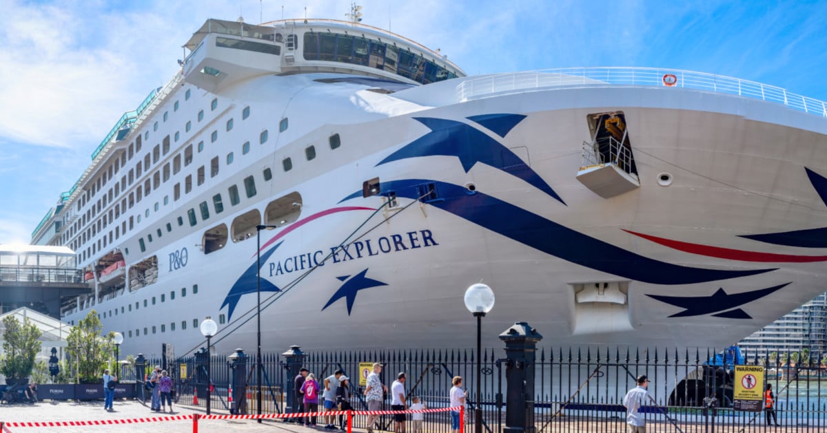 Crucero Pacific Explorer