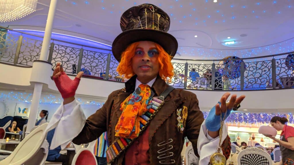 Navegar en el crucero más grande del mundo: Symphony of the Seas es simplemente diferente |  dieciséis