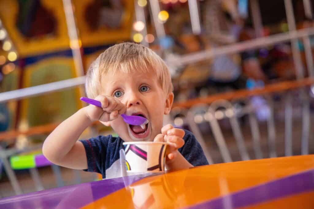 Sugar Beach en el paseo marítimo del Oasis of the Seas Amplified