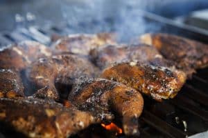 Cerdo y ancla de Guy