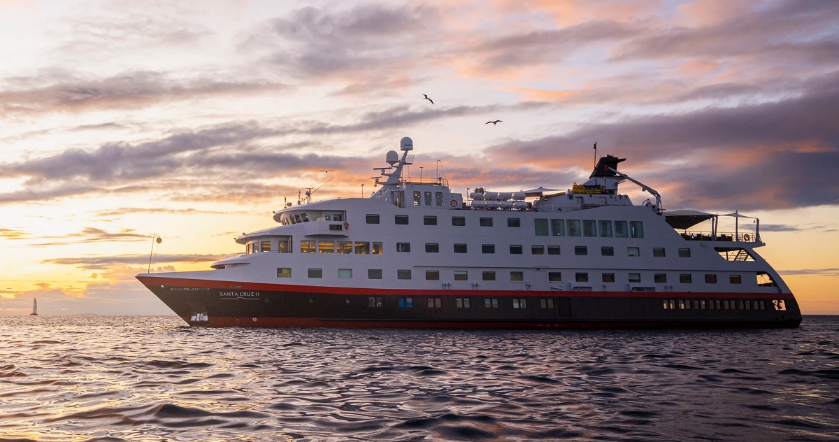 hurtigruten santa cruz 2