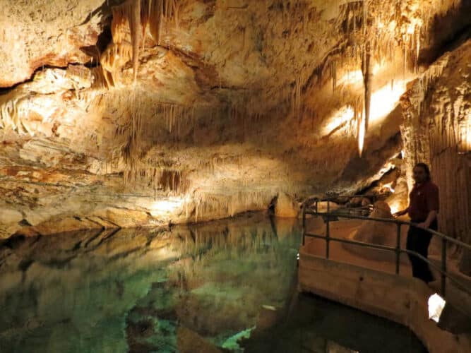 Cuevas de fantasía, Bermudas