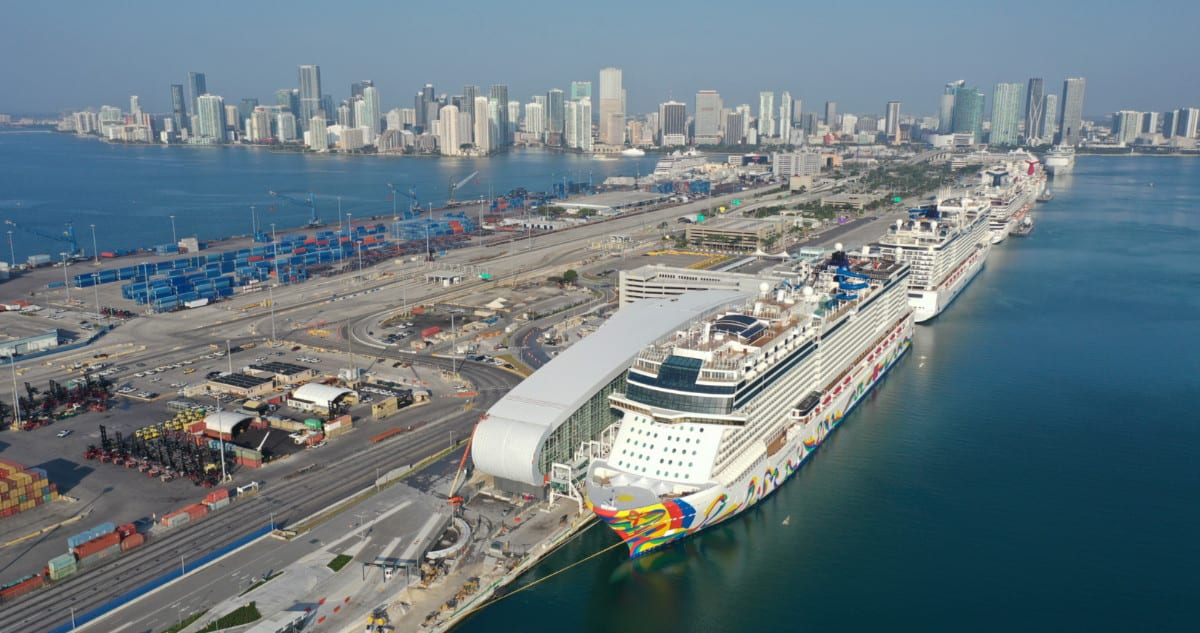 Cruceros atracados en PortMiami