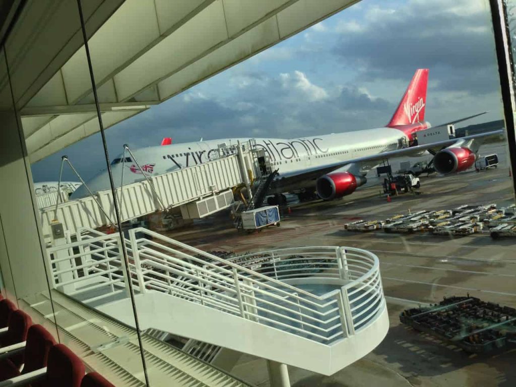 Cananda suspende los mandatos de vacunas para los viajeros |  11