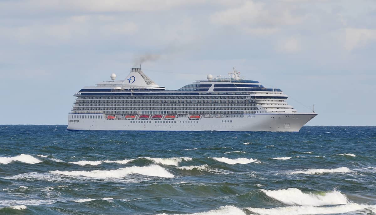 Oceanía Marina Crucero