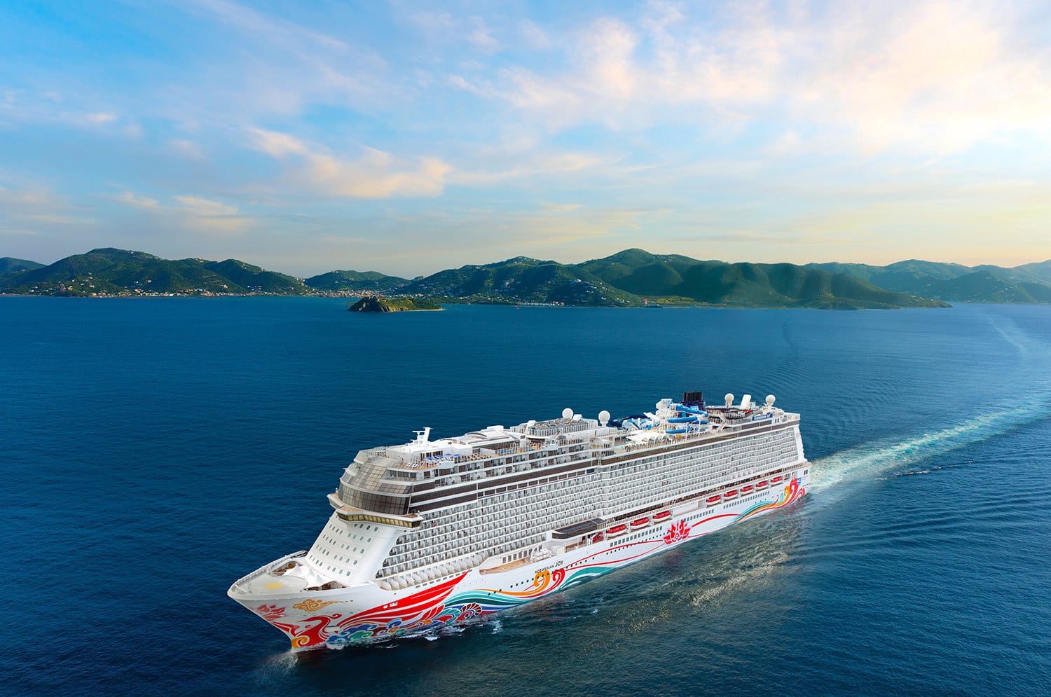 Norwegian Cruise Line anuncia el regreso a los cruceros con primeros viajes a Europa y el Caribe