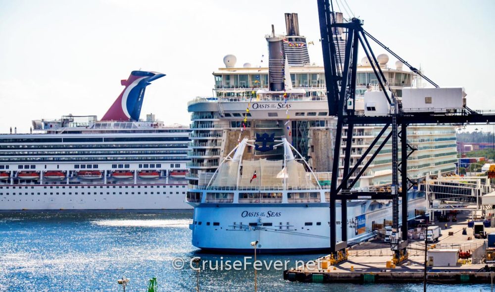 Beneficios para accionistas de Carnival, Royal Caribbean y Norwegian: crédito a bordo gratuito