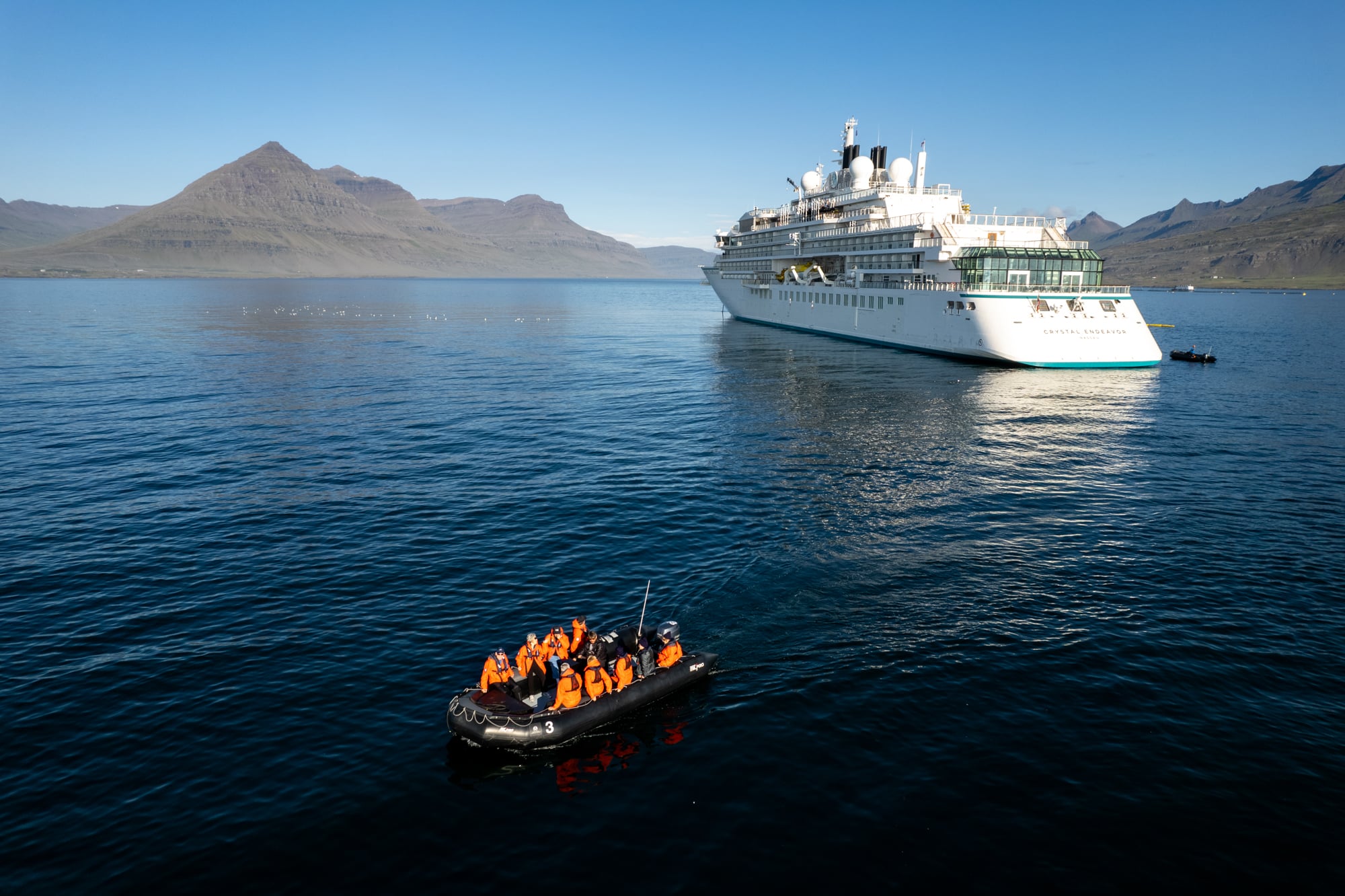 Pase las vacaciones en el lujo con Crystal Ocean, River y Expedition Voyages