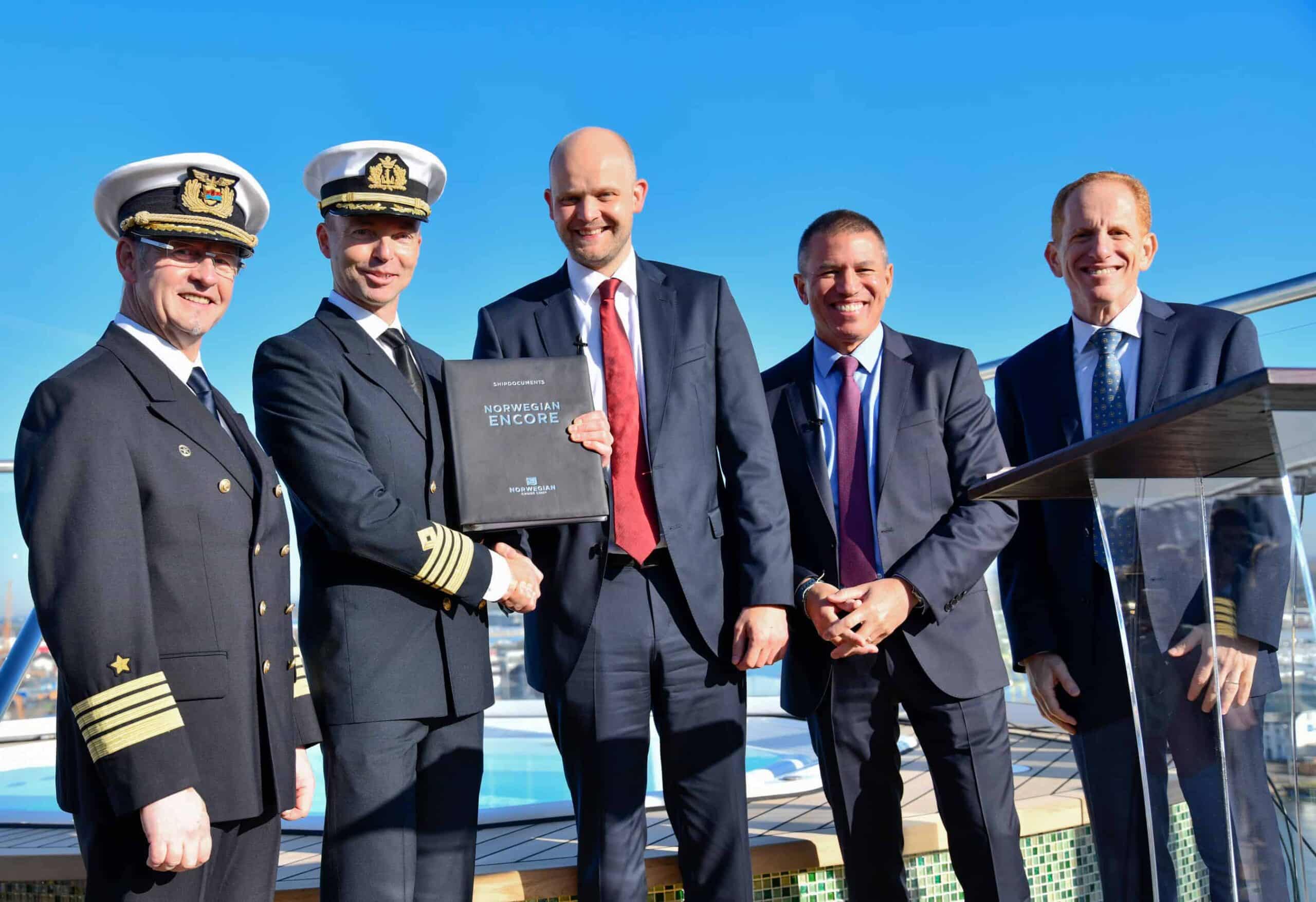 Norwegian Cruise Line da la bienvenida al Norwegian Encore a su flota