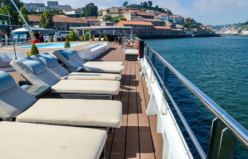 Cinco señales de que te puede gustar un crucero por el río